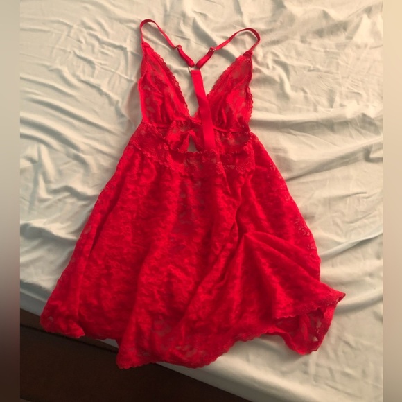 VS Red Baby Doll Style Lingerie - Picture 2 of 5